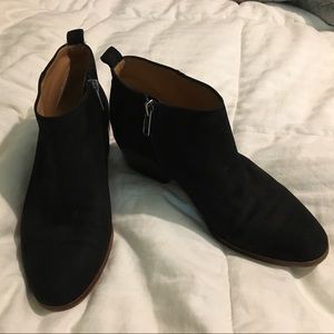 Versatile J.Crew black suede booties women’s  6